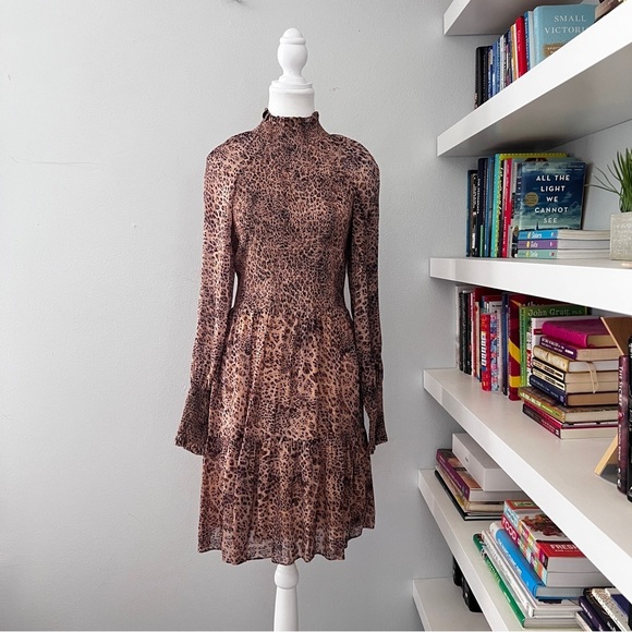 Monique Lhuillier Leopard Animal Print Chiffon Smocked Dress Sz 4 - Picture 2 of 14